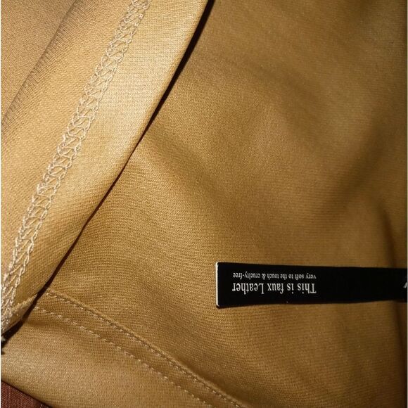 Denim tan stretchy shorts - Picture 7 of 10